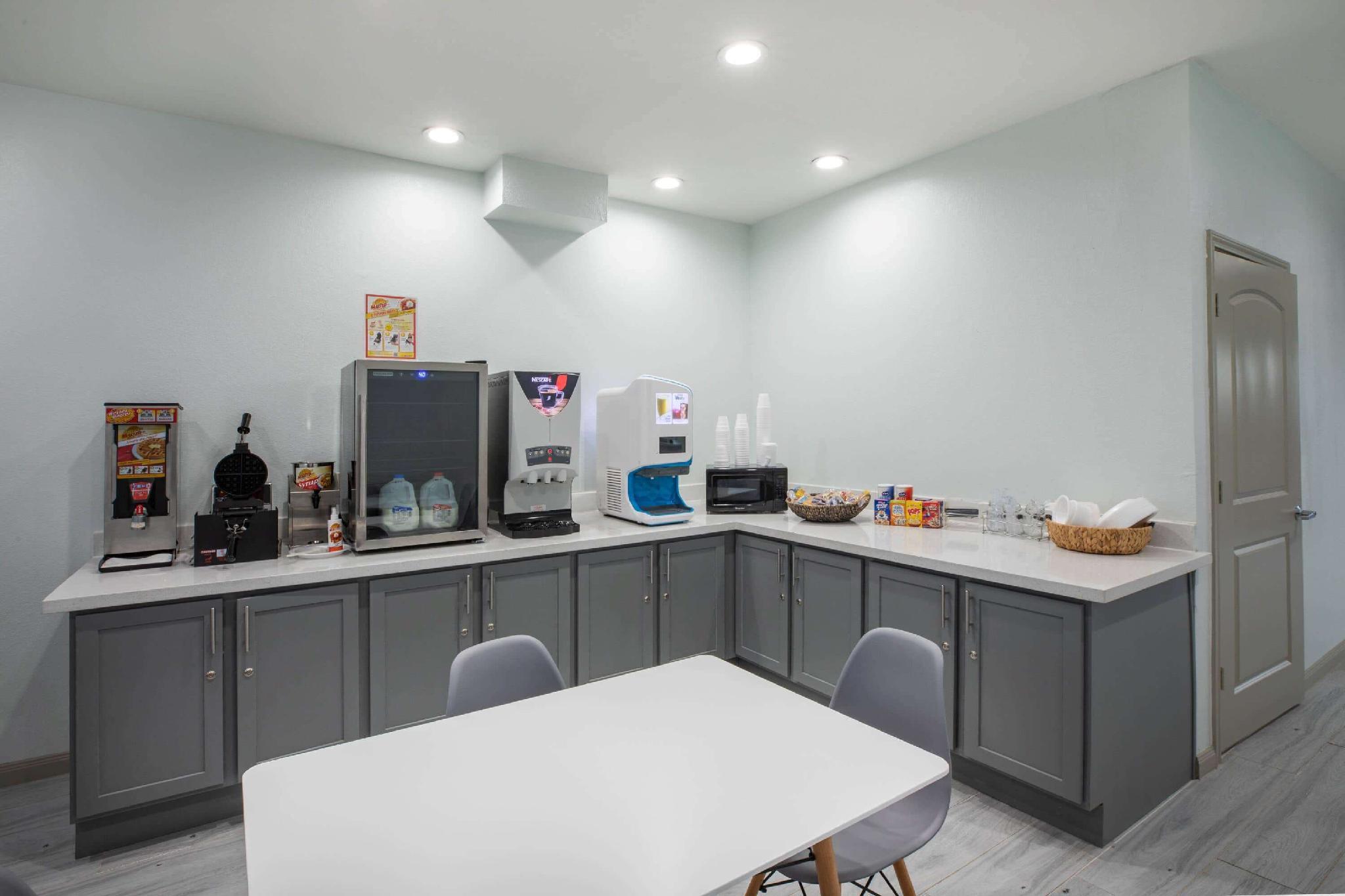 Super 8 By Wyndham Humble Houston Fallcreek Esterno foto