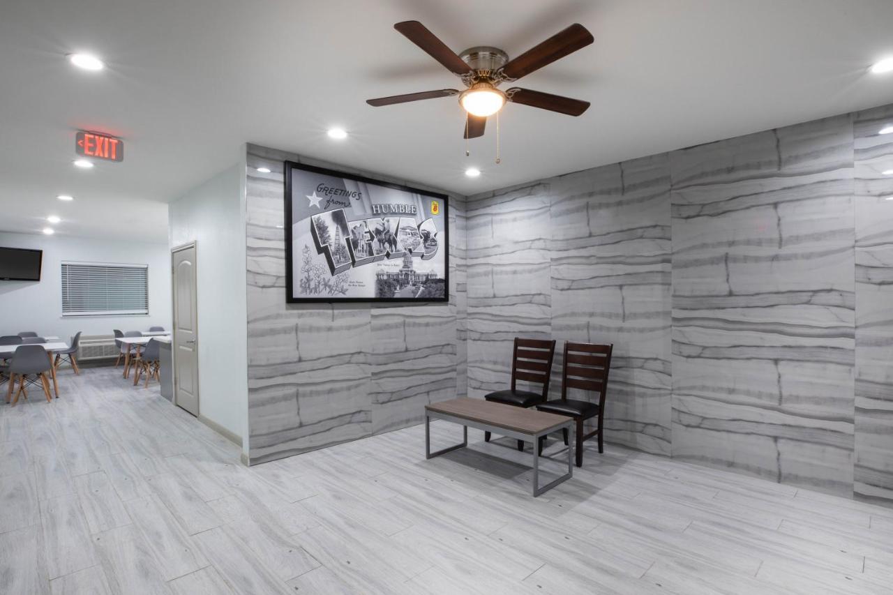 Super 8 By Wyndham Humble Houston Fallcreek Esterno foto