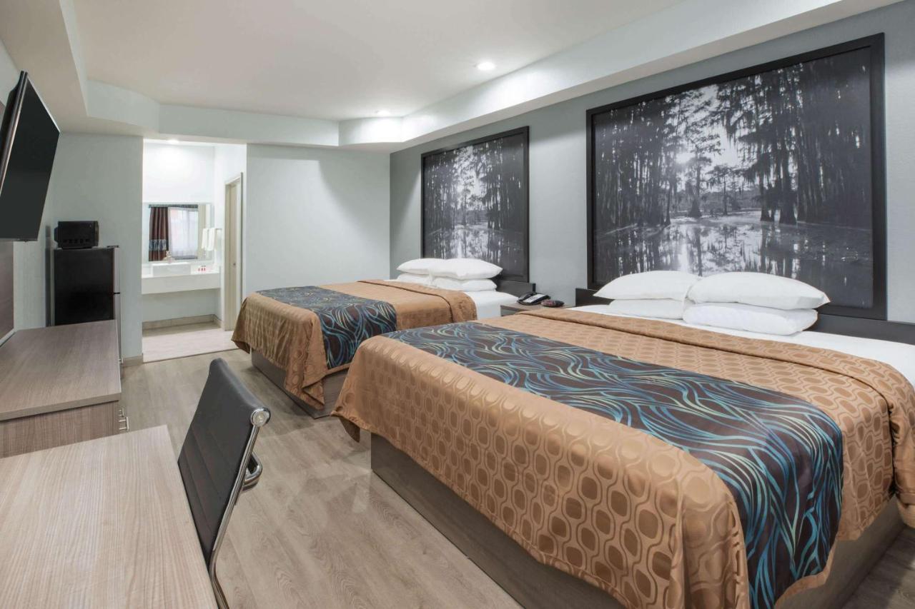 Super 8 By Wyndham Humble Houston Fallcreek Esterno foto